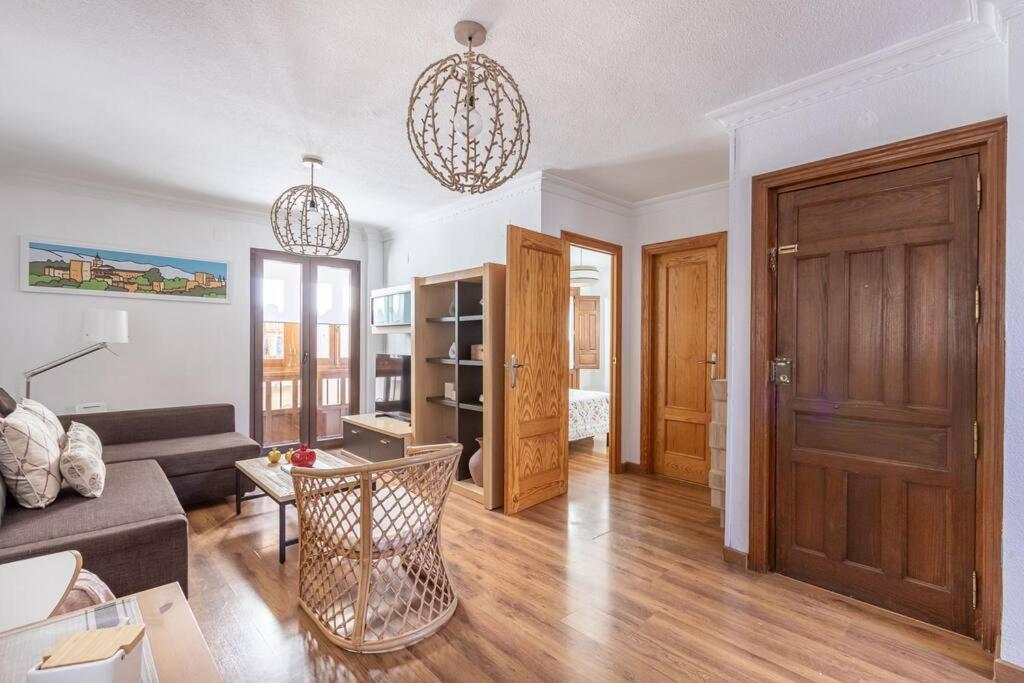 Apartamento Con Terraza A 4 Minutos De La Catedral Granada Exteriér fotografie
