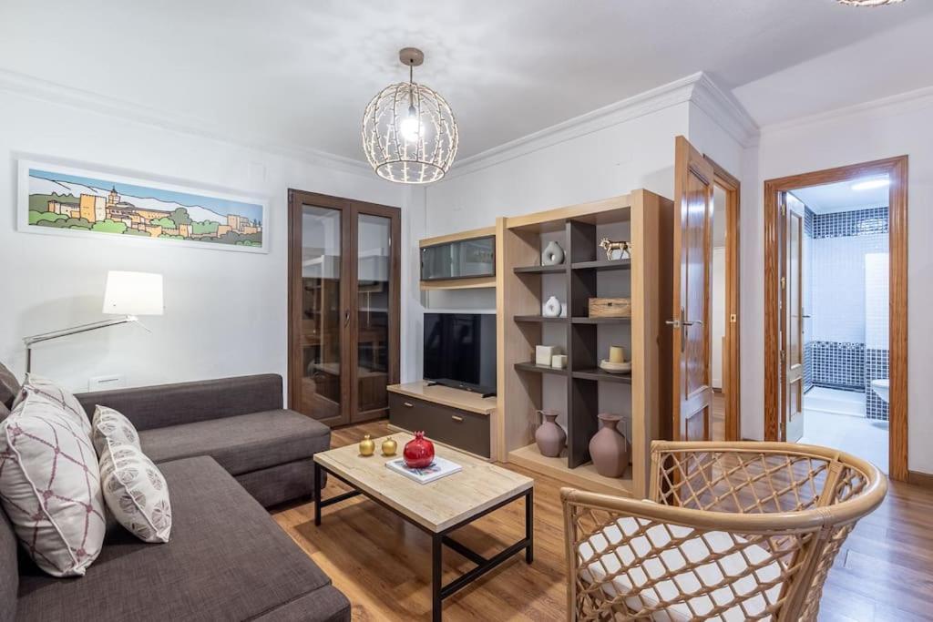 Apartamento Con Terraza A 4 Minutos De La Catedral Granada Exteriér fotografie