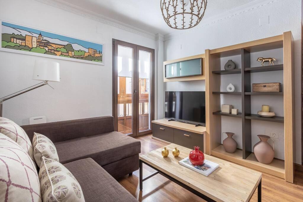 Apartamento Con Terraza A 4 Minutos De La Catedral Granada Exteriér fotografie
