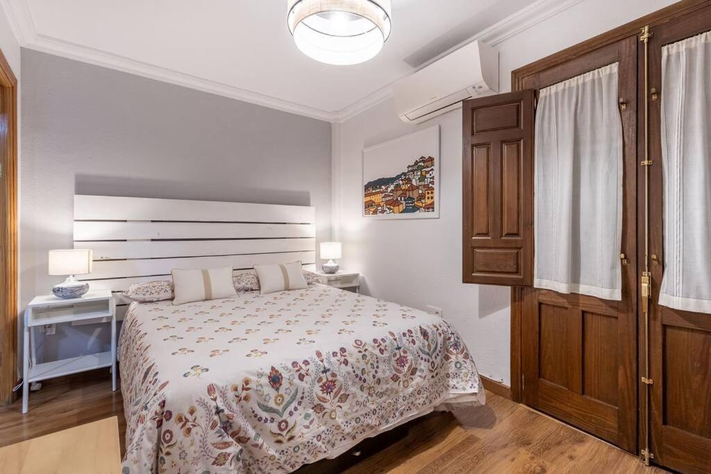 Apartamento Con Terraza A 4 Minutos De La Catedral Granada Exteriér fotografie