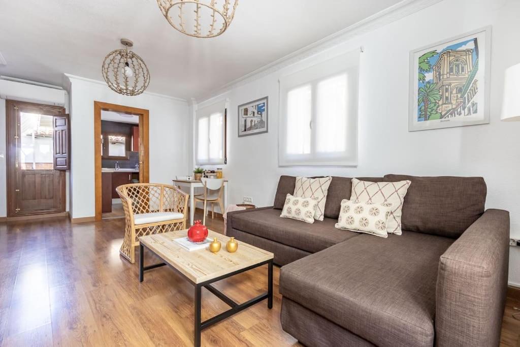 Apartamento Con Terraza A 4 Minutos De La Catedral Granada Exteriér fotografie