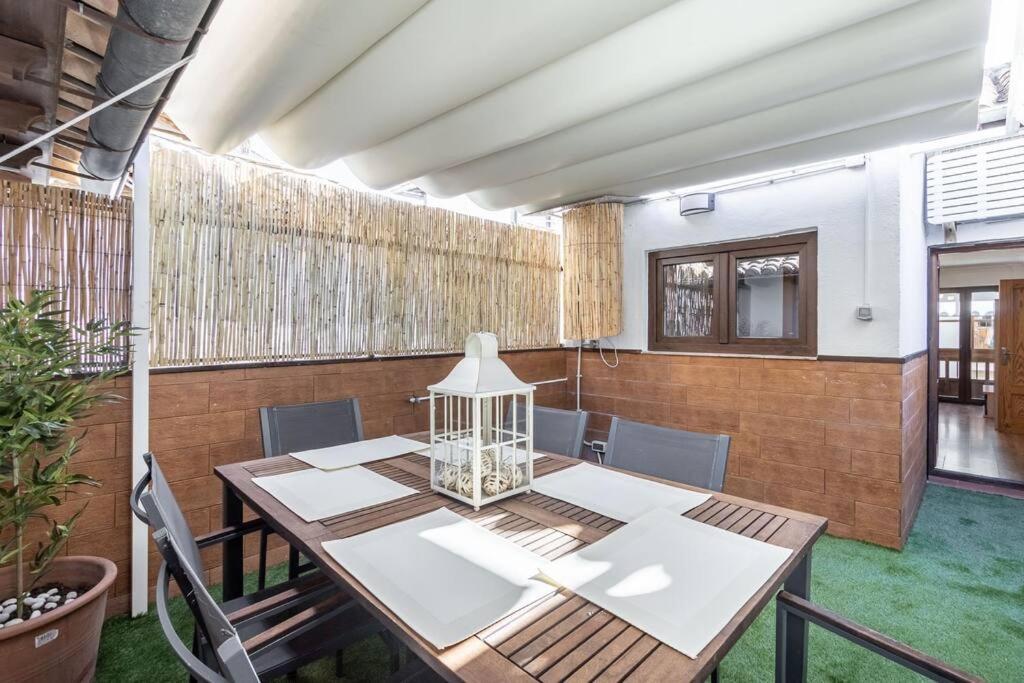 Apartamento Con Terraza A 4 Minutos De La Catedral Granada Exteriér fotografie