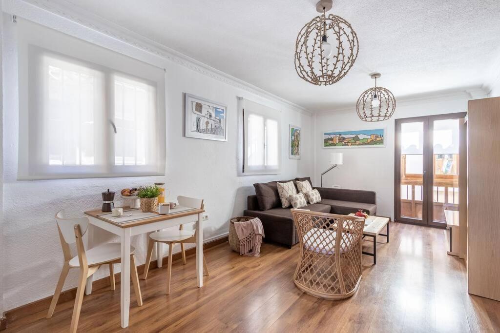 Apartamento Con Terraza A 4 Minutos De La Catedral Granada Exteriér fotografie