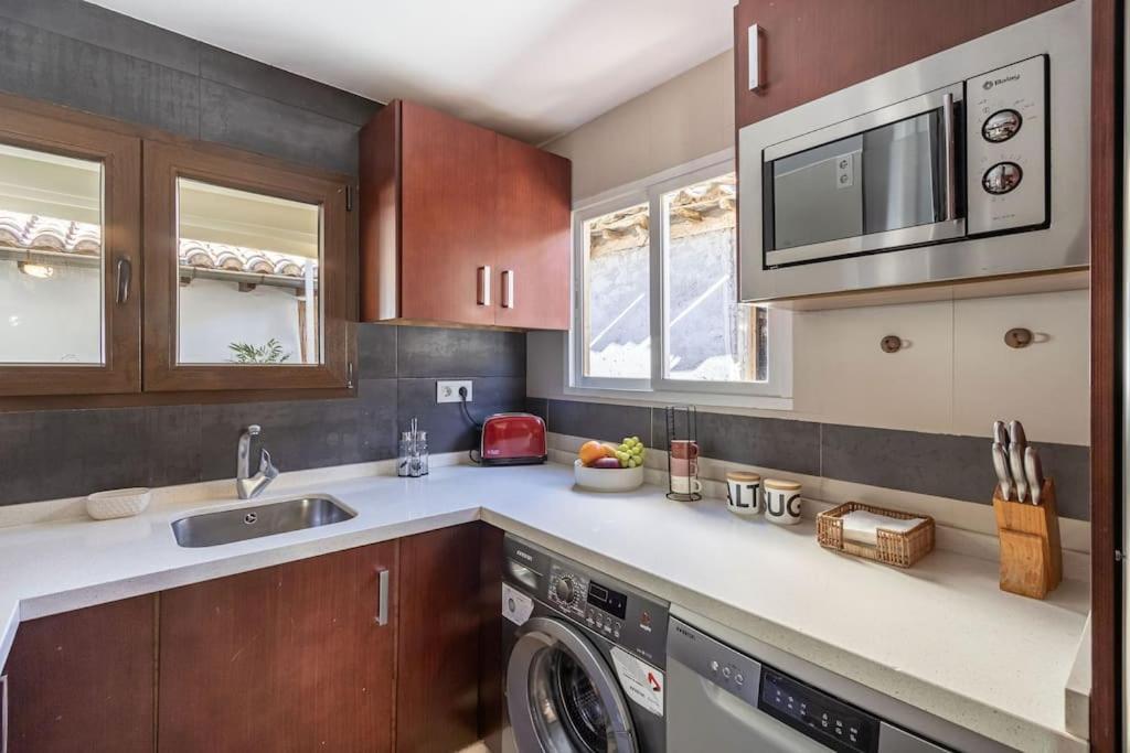 Apartamento Con Terraza A 4 Minutos De La Catedral Granada Exteriér fotografie